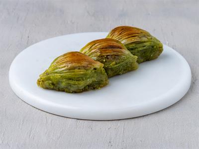 Saray Tatlısı (Midye Baklava)