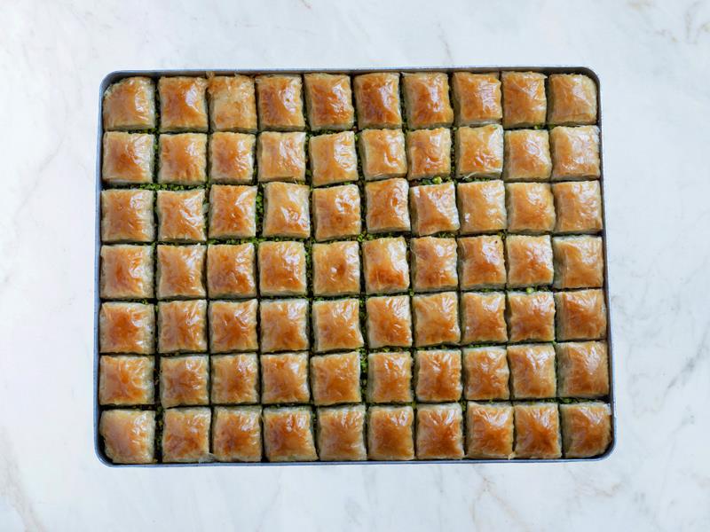Fıstıklı Özel Kare Baklava Tepsi